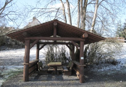 Schutzhütte Kerschenbach, © Touristk GmbH Gerolsteiner Land- U.Klinkhammer Schutzhütte Kerschenbach, © Touristk GmbH Gerolsteiner Land- U.Klinkhammer