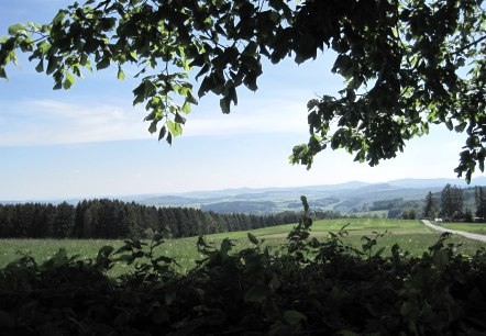 EifelBlick Auf Heilert, Duppach, © Touristik GmbH Gerolsteiner Land -Ute Klinkhammer EifelBlick Auf Heilert, Duppach, © Touristik GmbH Gerolsteiner Land -Ute Klinkhammer