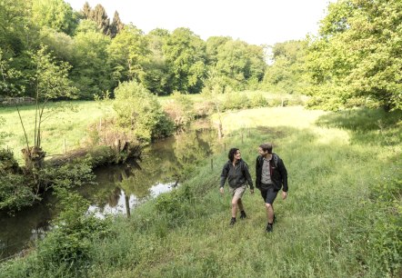 Wanderer auf der Mühlenroute, © Eifel Tourismus GmbH, Dominik Ketz Wanderer auf der Mühlenroute, © Eifel Tourismus GmbH, Dominik Ketz