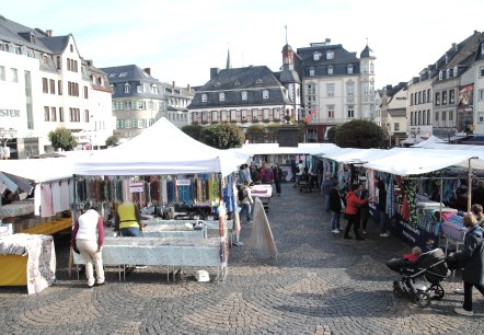 Stoff und Tuchmarkt Mayen, © Stadt Mayen Stoff und Tuchmarkt Mayen, © Stadt Mayen