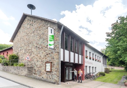Heilsteinhaus Einruhr, © Eifel Tourismus GmbH, AR-shapefruit AG Heilsteinhaus Einruhr, © Eifel Tourismus GmbH, AR-shapefruit AG