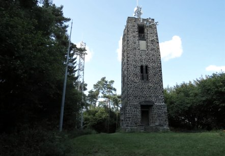 Der Hochsimmerturm, © Foto: Svenja Schulze-Entrup, Quelle: Touristik-Büro Vordereifel Der Hochsimmerturm, © Foto: Svenja Schulze-Entrup, Quelle: Touristik-Büro Vordereifel