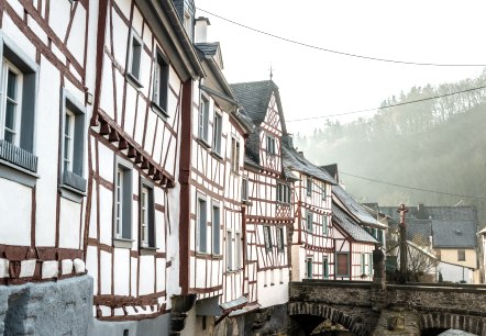 Monreal in der Eifel ist ein idyllischer Fachwerk-Ort im Elztal, © Eifel Tourismus GmbH, D. Ketz Monreal in der Eifel ist ein idyllischer Fachwerk-Ort im Elztal, © Eifel Tourismus GmbH, D. Ketz