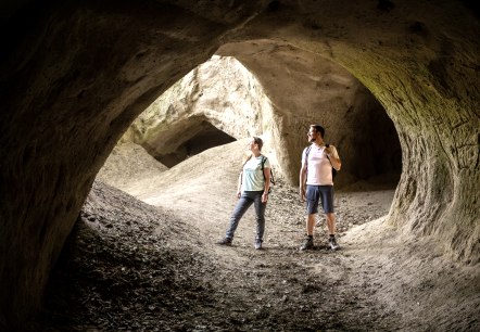 In the Trass caves on the Traumpfad cave and gorge trail, © Eifel Tourismus GmbH, Dominik Ketz In the Trass caves on the Traumpfad cave and gorge trail, © Eifel Tourismus GmbH, Dominik Ketz