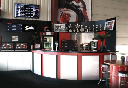 Comptoir de la salle de karting, © Tourist-Information Wittlich Stadt & Land Comptoir de la salle de karting, © Tourist-Information Wittlich Stadt & Land
