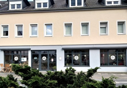 Le café de Nani, © Felsenland Südeifel Tourismus Johanna Schleder Le café de Nani, © Felsenland Südeifel Tourismus Johanna Schleder