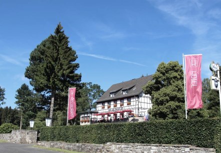 Vue de la maison, © Nordeifel Tourismus GmbH & Hotel Restaurant Hollerather Hof Vue de la maison, © Nordeifel Tourismus GmbH & Hotel Restaurant Hollerather Hof