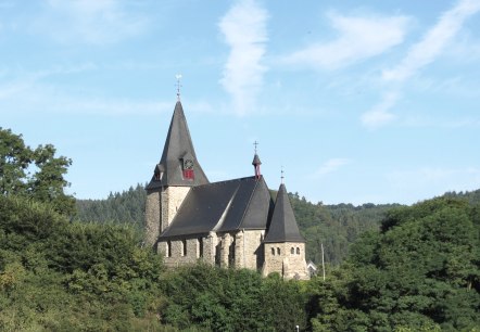 Kirche in Dümpelfeld, © TI Hocheifel-Nürburgring, VG Adenau Kirche in Dümpelfeld, © TI Hocheifel-Nürburgring, VG Adenau