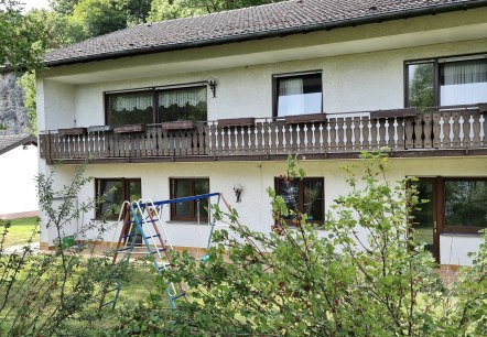 Vue de l'Ahbach/sud sur les appartements de vacances, © Kändler Vue de l'Ahbach/sud sur les appartements de vacances, © Kändler