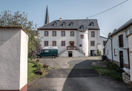 Old Hersdorf Castle Old Hersdorf Castle