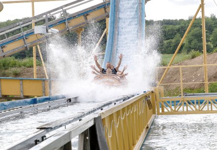 Eifelpark Wildwasserbahn Pirateninsel, © Eifelpark Gondorf Eifelpark Wildwasserbahn Pirateninsel, © Eifelpark Gondorf