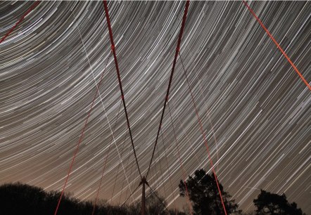 Startrails Victor Neels Brücke, © Harald Bardenhagen Startrails Victor Neels Brücke, © Harald Bardenhagen