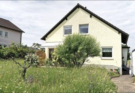 Vue de la maison depuis le jardin Vue de la maison depuis le jardin