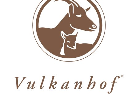 vulkanhof_logo_rgb_300dpi, © Goltz | Phormat vulkanhof_logo_rgb_300dpi, © Goltz | Phormat
