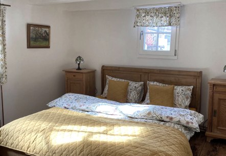 Doppelzimmer-, © Nordeifel Tourismus GmbH & Rosige Zeiten, im Fachwerkhof Doppelzimmer-, © Nordeifel Tourismus GmbH & Rosige Zeiten, im Fachwerkhof