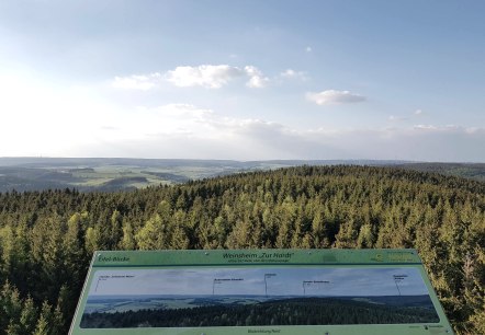 Eifel-Blick Zur Hardt/Aussichtsturm, Weinsheim, © Tourist-Information Prümer Land Eifel-Blick Zur Hardt/Aussichtsturm, Weinsheim, © Tourist-Information Prümer Land