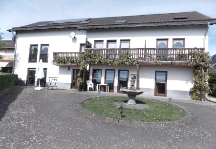 Vue, © Nordeifel Tourismus GmbH & Franzenhof, Ferienwohnungen Vue, © Nordeifel Tourismus GmbH & Franzenhof, Ferienwohnungen