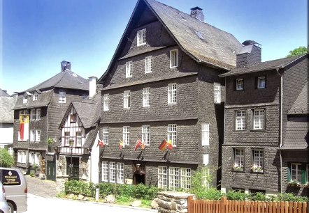 Hotel Graf Rolshausen 01 Hotel Graf Rolshausen 01