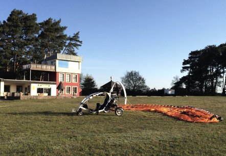 Vols panoramiques en trike à l'aérodrome d'Ernzen, © Saar-Mosel-Flug - Michael Reinhardt Vols panoramiques en trike à l'aérodrome d'Ernzen, © Saar-Mosel-Flug - Michael Reinhardt