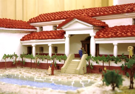 Maquette de la villa romaine de Holsthum, © Felsenland Südeifel Tourismus GmbH Maquette de la villa romaine de Holsthum, © Felsenland Südeifel Tourismus GmbH