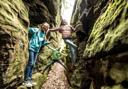 Mit Kindern in der Eifel wandern, © Eifel Tourismus GmbH, Dominik Ketz Mit Kindern in der Eifel wandern, © Eifel Tourismus GmbH, Dominik Ketz