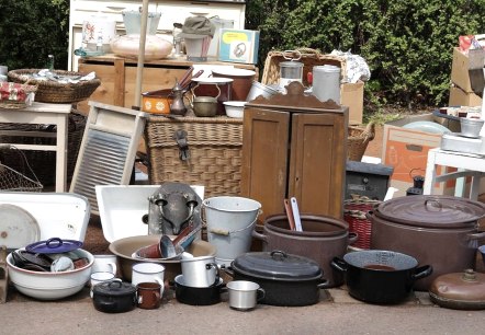 Floh- u. Trödelmarkt, © Urheber: farbkombinat ü/fotolia Floh- u. Trödelmarkt, © Urheber: farbkombinat ü/fotolia