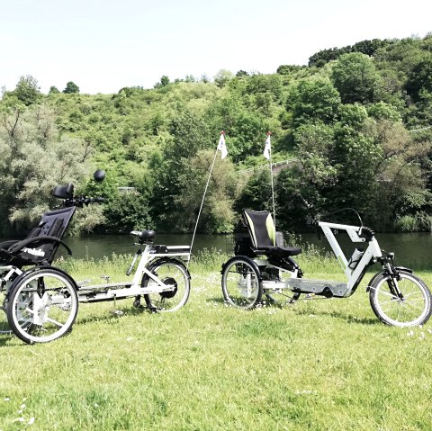 Rollstuhl Draisin-Plus, © Deutsch-Luxemburgische Tourist-Information