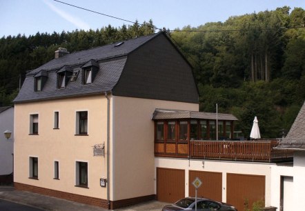 Straßenansicht Straßenansicht