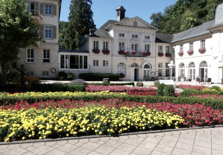 Kurgarten mit Kurfürstlichem Schlößchen, © GesundLand Vulkaneifel GmbH Kurgarten mit Kurfürstlichem Schlößchen, © GesundLand Vulkaneifel GmbH