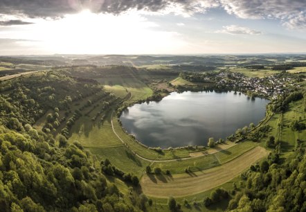 Schalkenmehrener Maar, © Eifel Tourismus GmbH, D. Ketz Schalkenmehrener Maar, © Eifel Tourismus GmbH, D. Ketz
