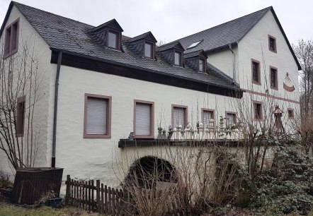 Moulin à lièvres avec étang de moulin couvert, © Tourist-Information Wittlich Stadt & Land Moulin à lièvres avec étang de moulin couvert, © Tourist-Information Wittlich Stadt & Land
