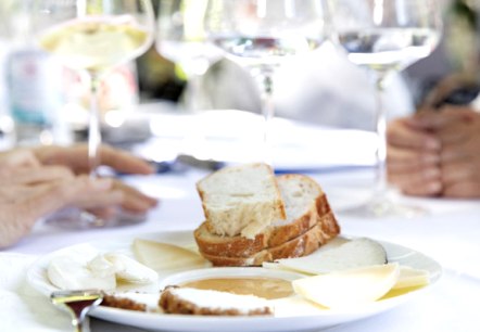 Käse-Wein-Tasting-Vulkanhof-Liebieg Käse-Wein-Tasting-Vulkanhof-Liebieg