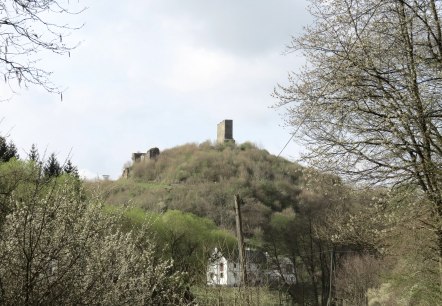 Burgruine Virneburg mit Kapelle, © Foto: Svenja Schulze-Entrup, Quelle: Touristik-Büro Vordereifel Burgruine Virneburg mit Kapelle, © Foto: Svenja Schulze-Entrup, Quelle: Touristik-Büro Vordereifel