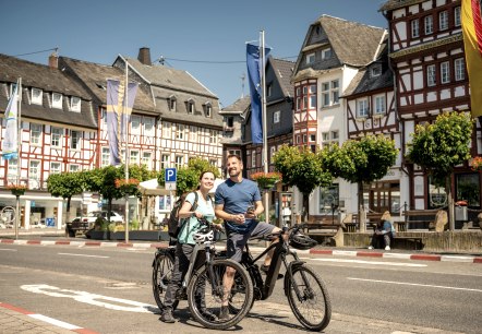 Radfahren auf dem Ahr-Radweg in Adenau, © Eifel Tourismus GmbH, Dominik Ketz Radfahren auf dem Ahr-Radweg in Adenau, © Eifel Tourismus GmbH, Dominik Ketz