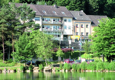 Hôtel Schlossblick_Blankenheim, © Nordeifel Tourismus GmbH & Hotel Schlossblick Hôtel Schlossblick_Blankenheim, © Nordeifel Tourismus GmbH & Hotel Schlossblick