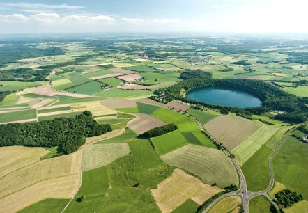 Pulvermaar vu d'en haut, © GesundLand Vulkaneifel Pulvermaar vu d'en haut, © GesundLand Vulkaneifel
