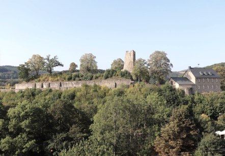 Ruines du château de Dasburg, © Tourist-Information Islek, Ingrid Wirtzfeld Ruines du château de Dasburg, © Tourist-Information Islek, Ingrid Wirtzfeld