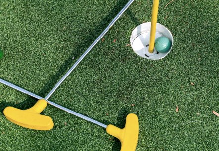 Minigolf, © Pexels.com/Anna Tarazevich Minigolf, © Pexels.com/Anna Tarazevich