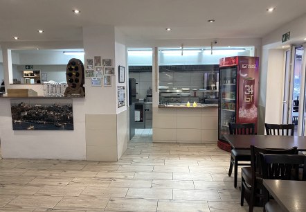 Istanbul Döner Intérieur, © Istanbul Döner Istanbul Döner Intérieur, © Istanbul Döner