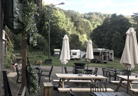 Terrasse - Camp Kyllburg, © Melanie Bakker Terrasse - Camp Kyllburg, © Melanie Bakker