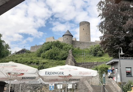 Terasse Restaurant zur Nürburg, © TI Hocheifel-Nürburgring Terasse Restaurant zur Nürburg, © TI Hocheifel-Nürburgring