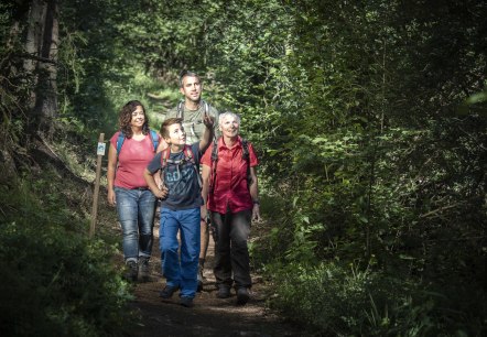 Le long du chemin, © Kappest_Remet Le long du chemin, © Kappest_Remet