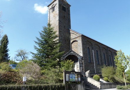 Pfarrkirche St. Bartholomäus in Boos, © Foto: Svenja Schulze-Entrup, Quelle: Touristik-Büro Vordereifel Pfarrkirche St. Bartholomäus in Boos, © Foto: Svenja Schulze-Entrup, Quelle: Touristik-Büro Vordereifel