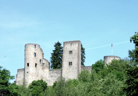 Burgruine Schönecken, © Tourist-Information Prümer Land/Fotograf M. Schuler Burgruine Schönecken, © Tourist-Information Prümer Land/Fotograf M. Schuler