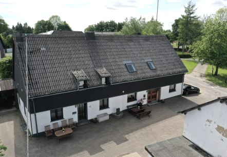 Hausansicht, © Nordeifel Tourismus GmbH & Gästehaus Jütten Hausansicht, © Nordeifel Tourismus GmbH & Gästehaus Jütten