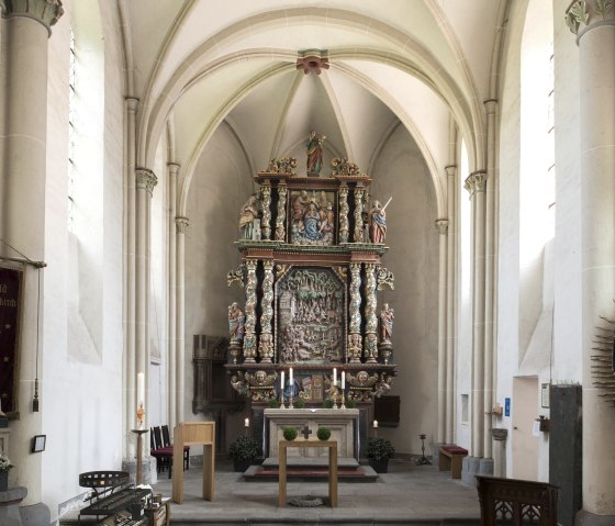 Intérieur de Fraukirch, © Kappest/Vulkanregion Laacher See