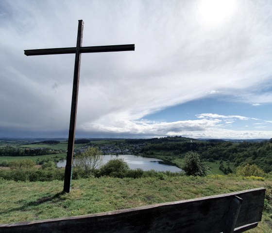 Schalkenmehren maar kruis, © GesundLand Vulkaneifel/D. Ketz