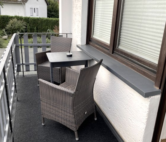 kleiner Balkon Schlafzimmer