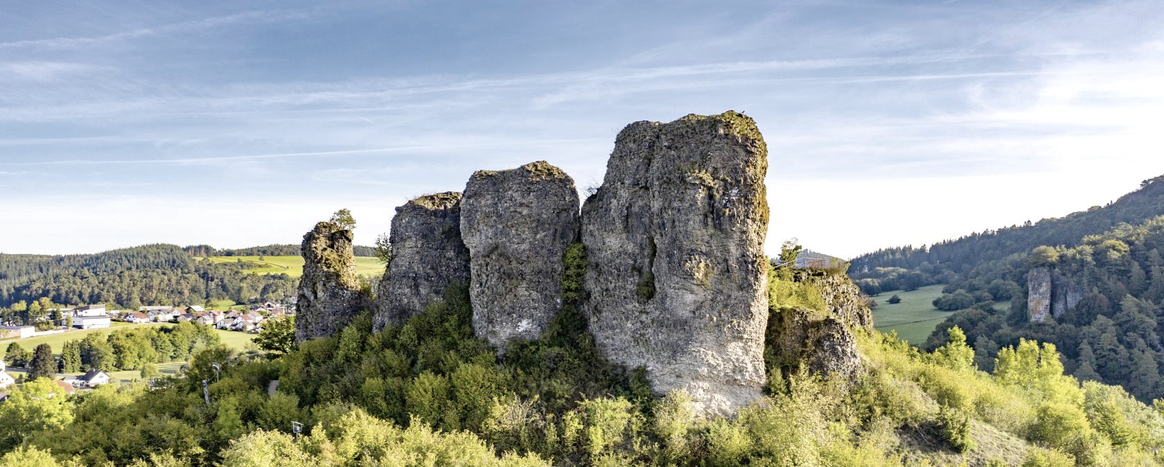 Les dolomites de Gerolstein sur le sentier de l'Eifel, © Eifel Tourismus GmbH