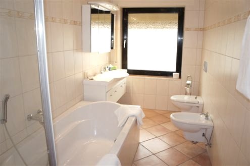 FeWo Eifelblick Bathroom